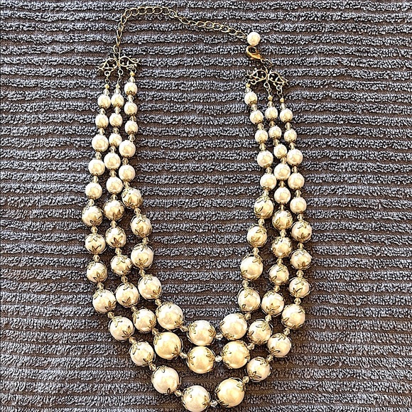 Vintage pearl and gold necklace - Picture 2 of 5